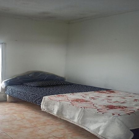 SPOT ON 91339 Pondok Kost Aulia Syariah Garut Bagian luar foto